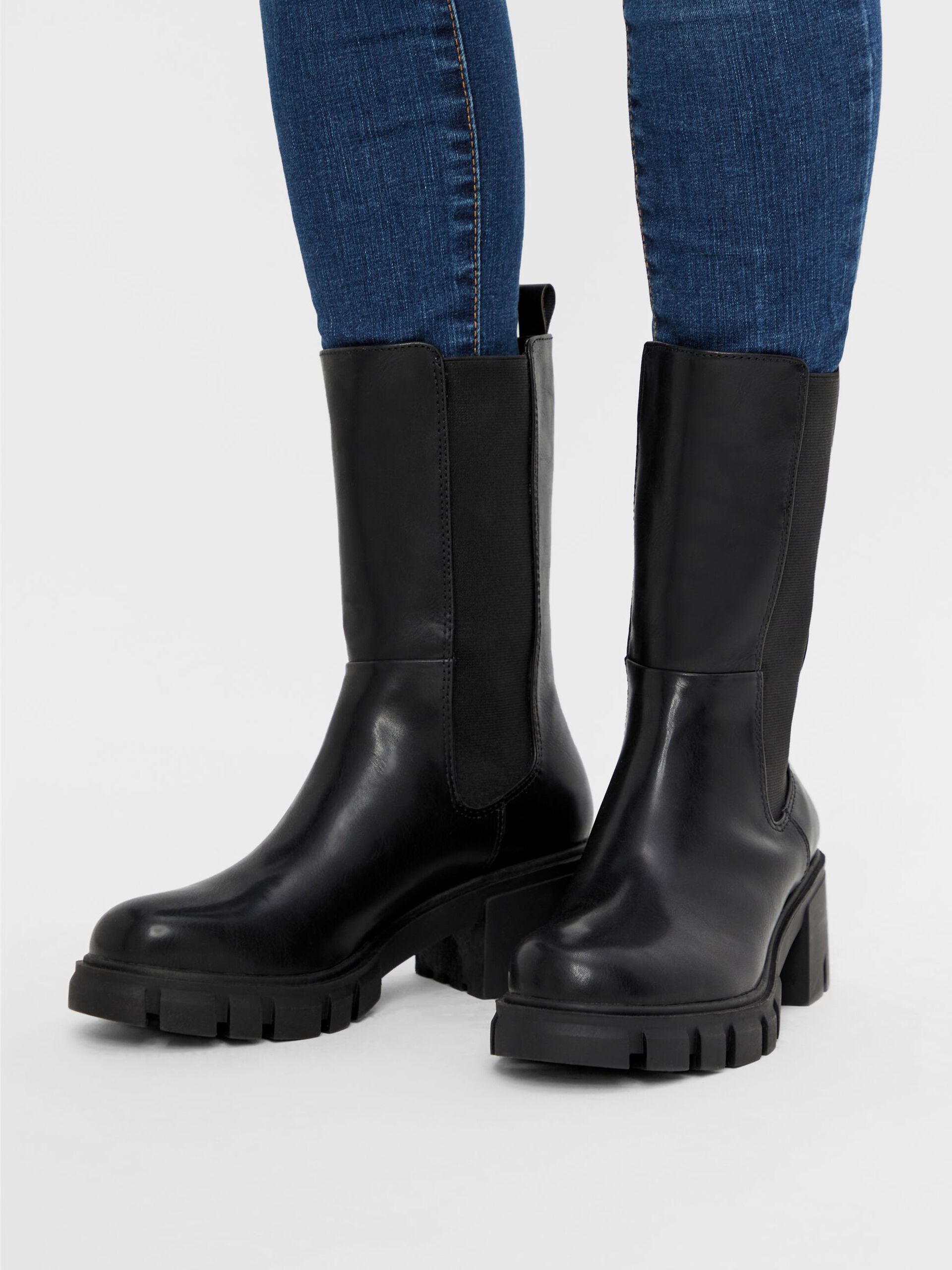Carousel image - BIADARCELLA CHELSEA BOOTS, Black | 3