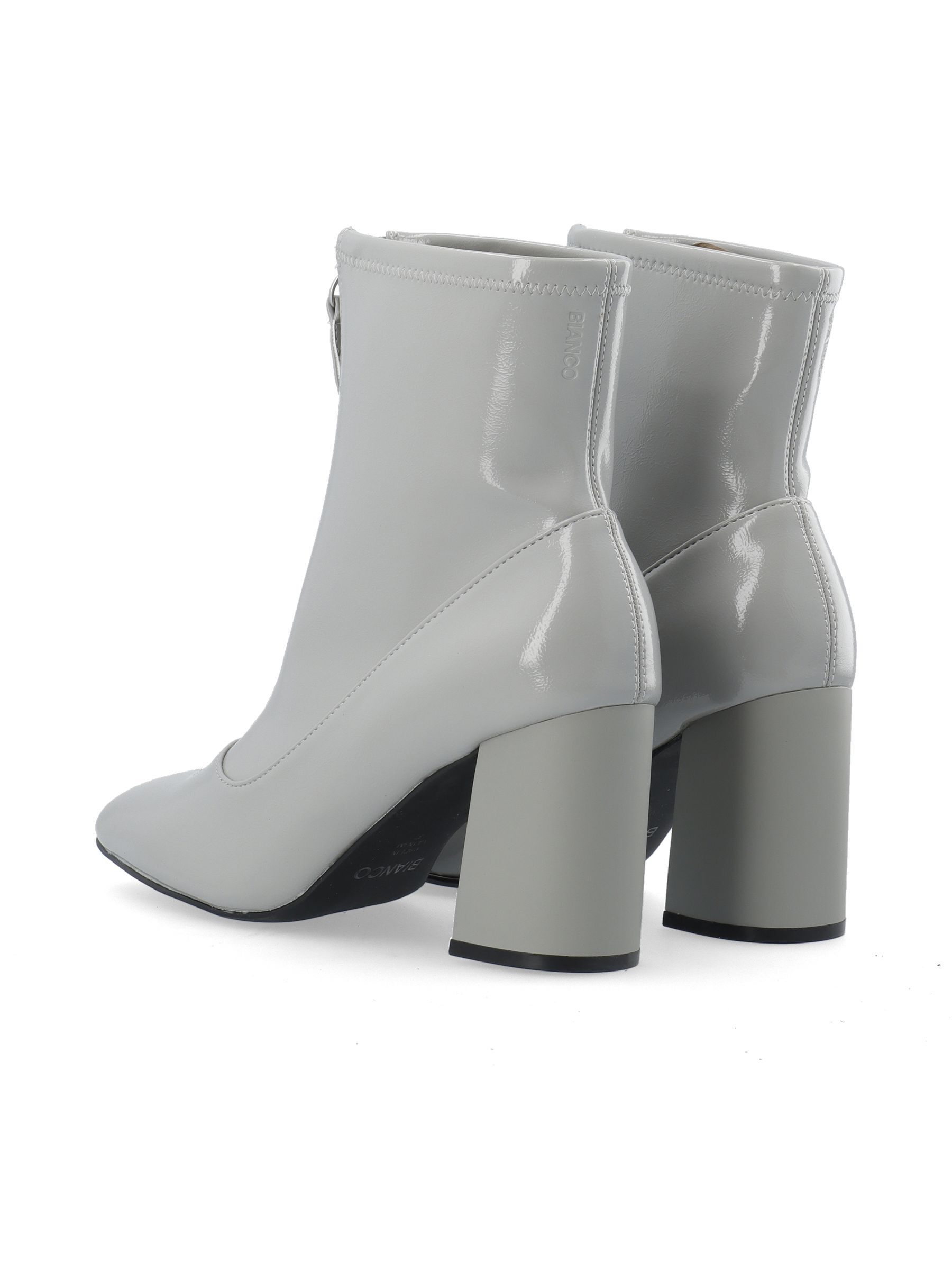 White short gogo store boots