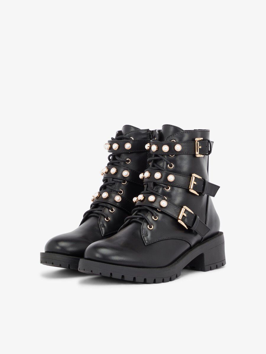 Biker boots pearl top