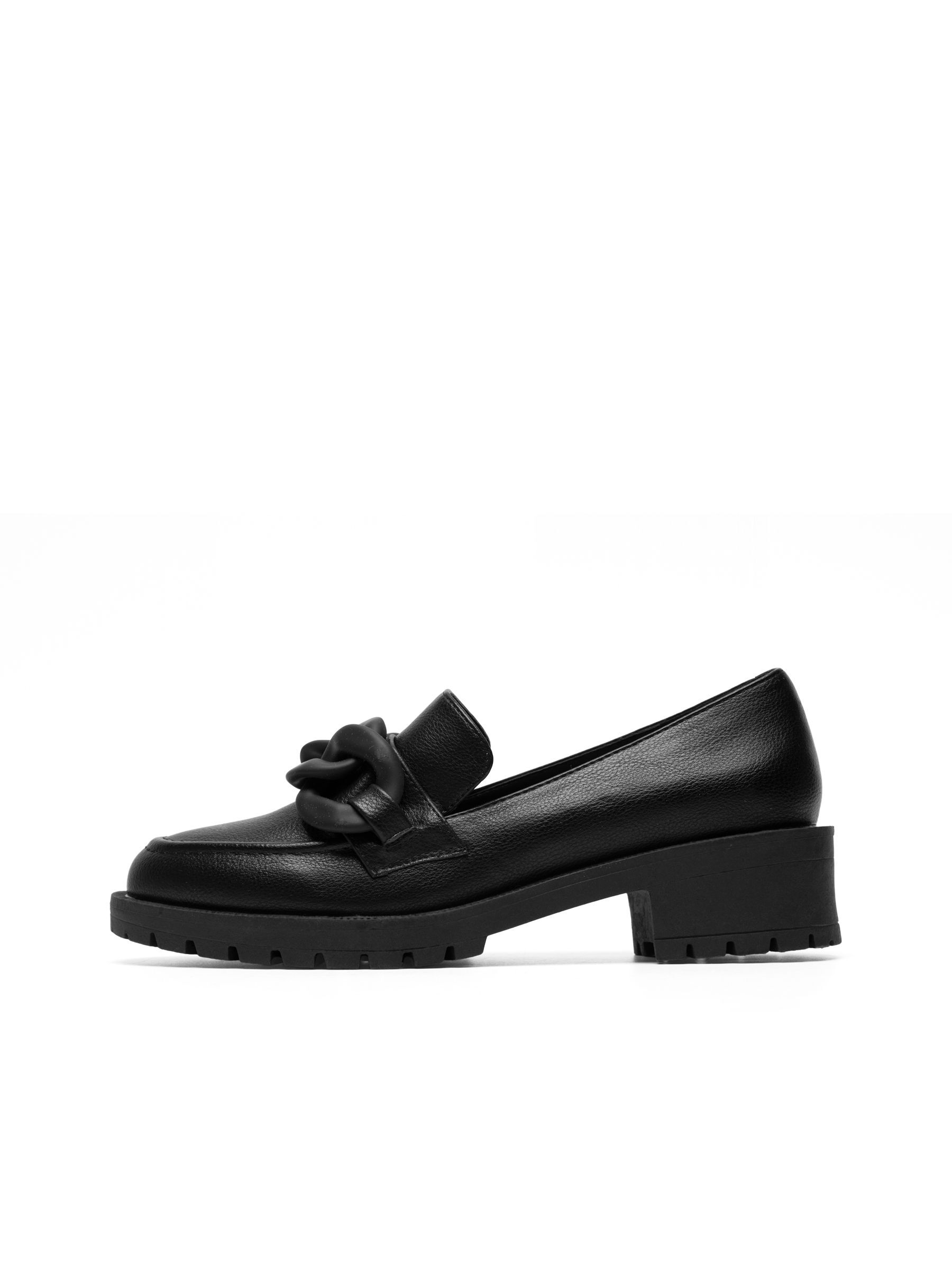 Matte sales black loafers