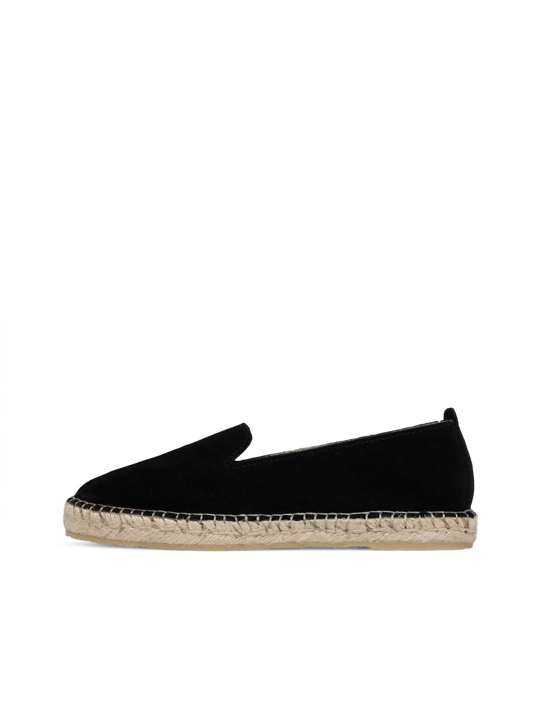 Black and white espadrilles 2025